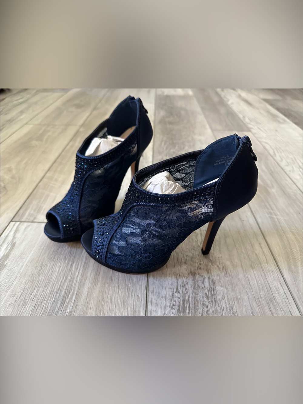 Women's Navy Blue Lace Peep-Toe High Heel Dress Shoes - Size 7